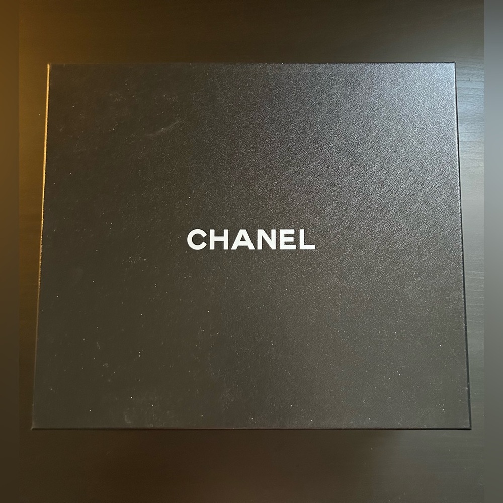 Authentic CHANEL box - Originally for CHANEL Ear muffs